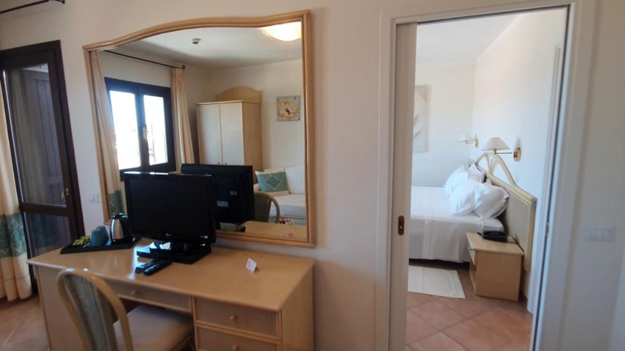 Hotel Mon Repos บายาซาร์ดิเนีย ภายนอก รูปภาพ